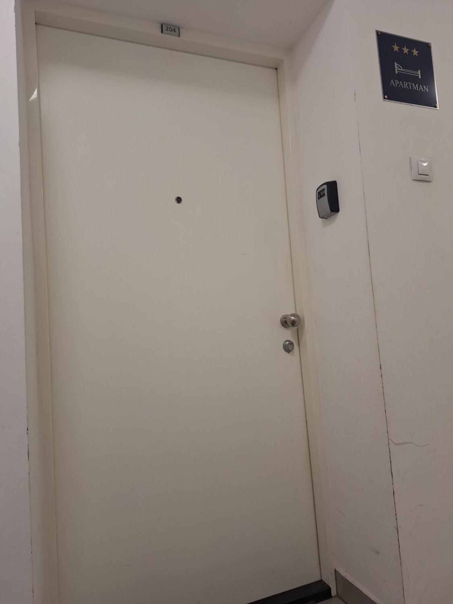 Apartman Lory, Zagreb, Downtown, With Own Parking In The Garage Eksteriør billede