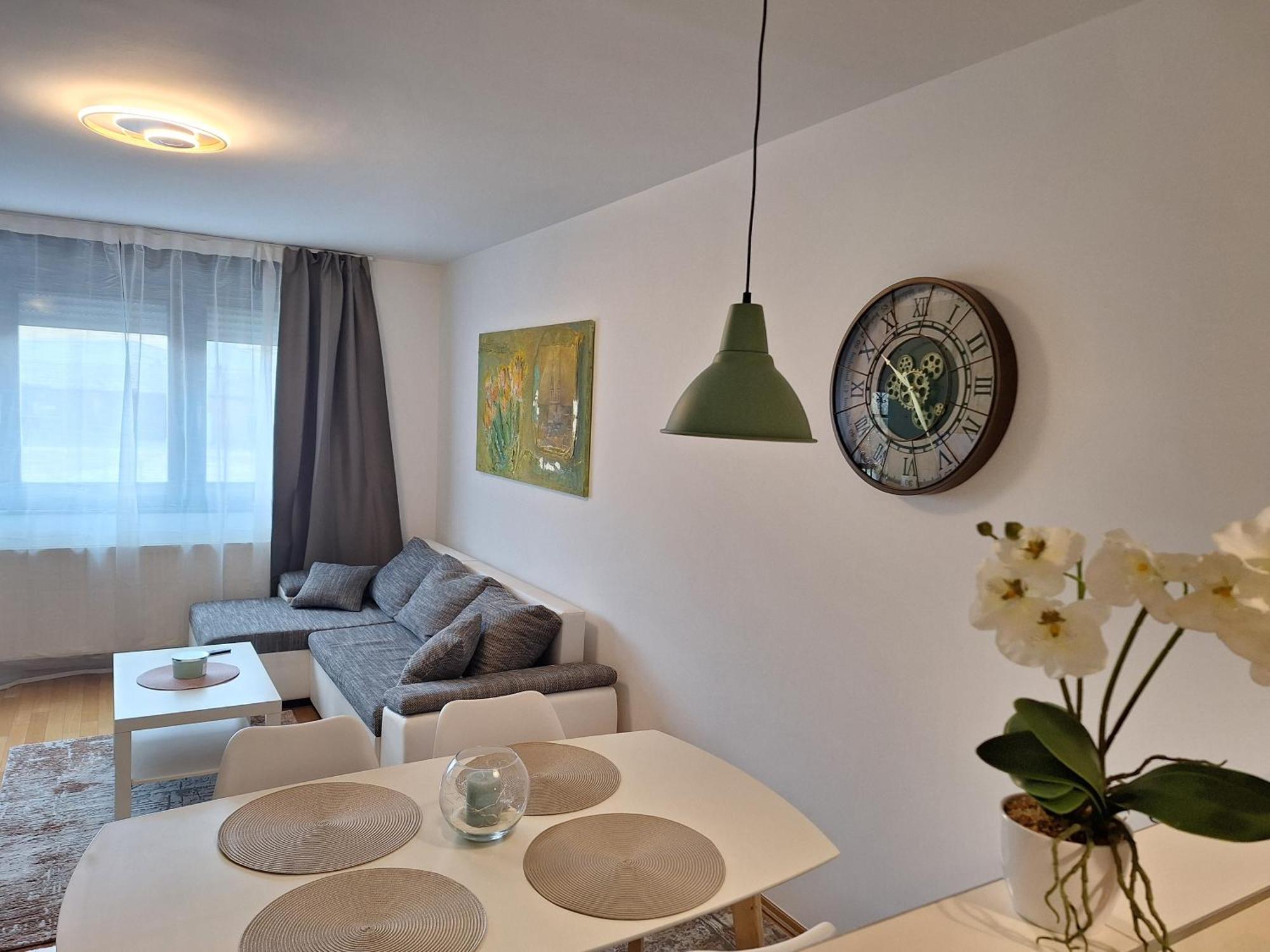 Apartman Lory, Zagreb, Downtown, With Own Parking In The Garage Eksteriør billede