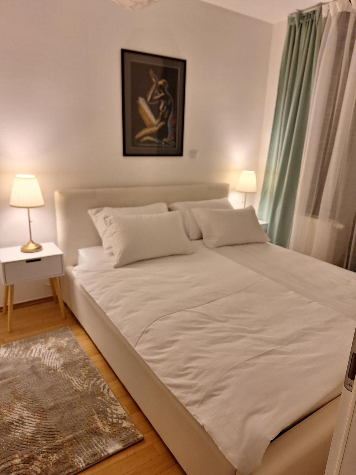 Apartman Lory, Zagreb, Downtown, With Own Parking In The Garage Eksteriør billede