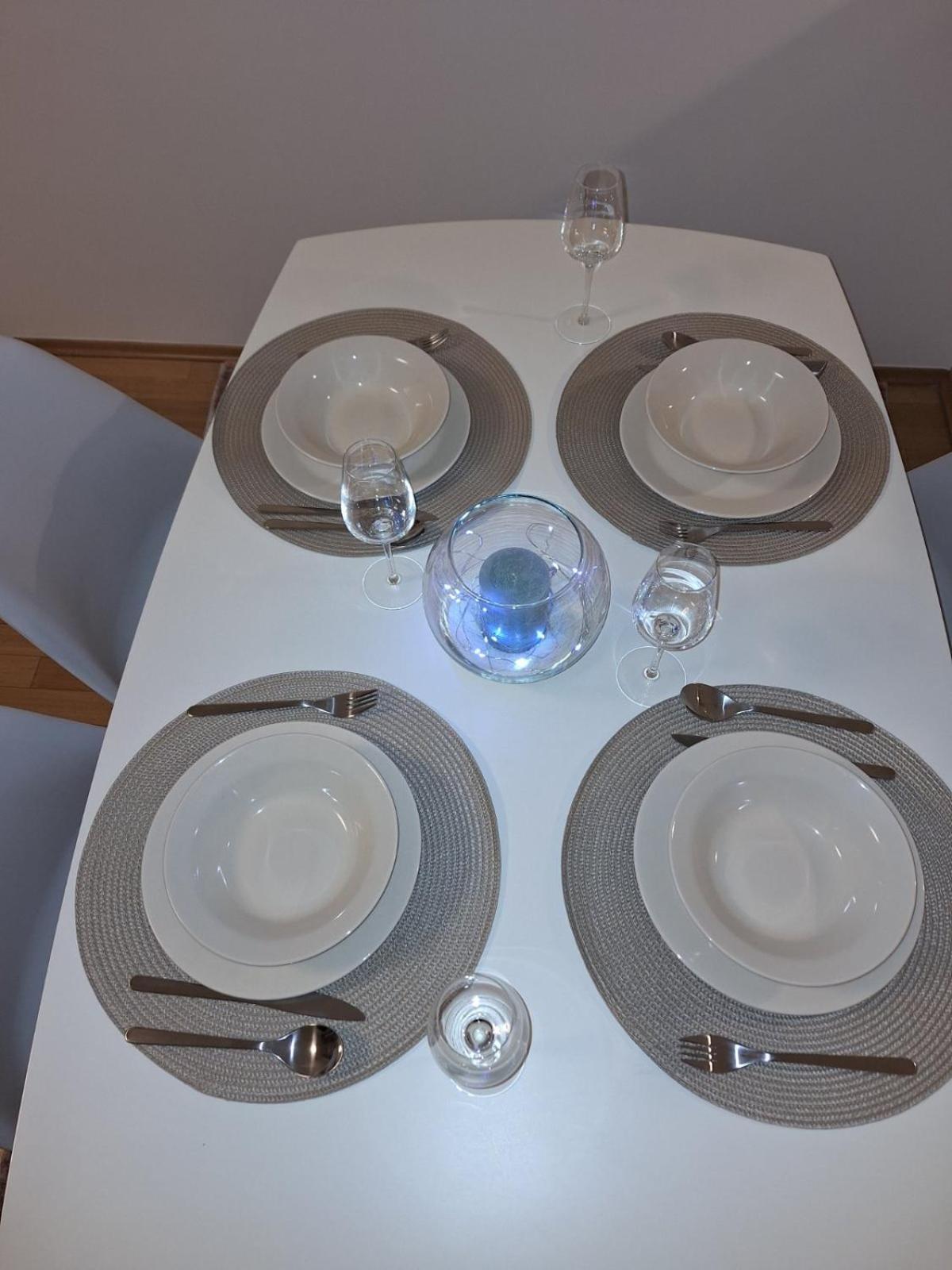 Apartman Lory, Zagreb, Downtown, With Own Parking In The Garage Eksteriør billede