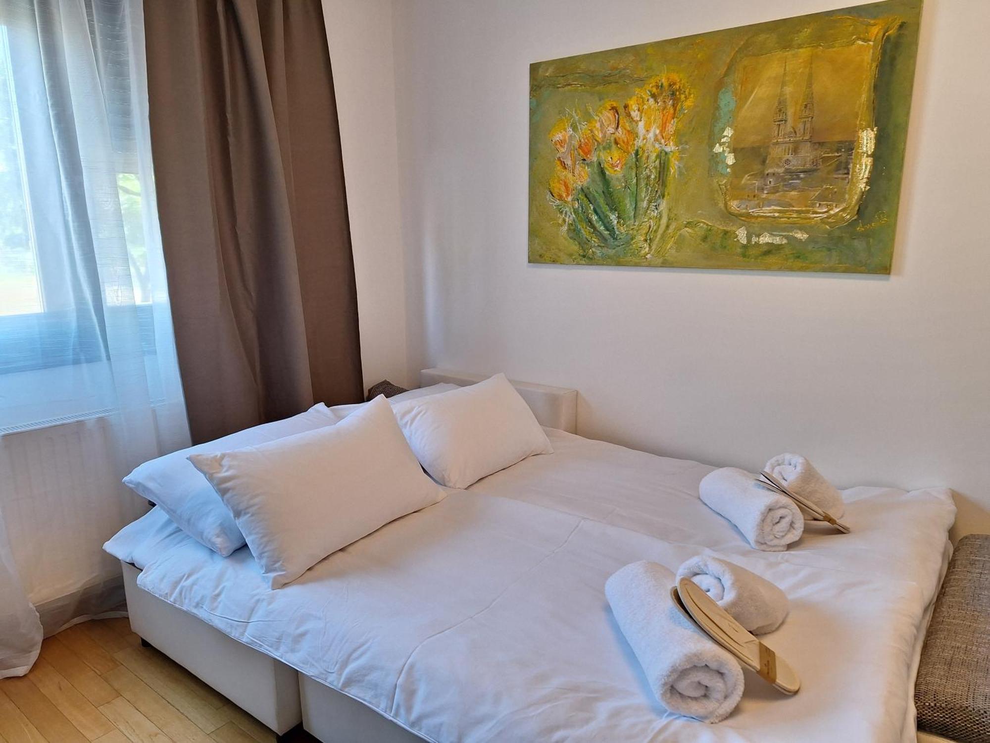 Apartman Lory, Zagreb, Downtown, With Own Parking In The Garage Eksteriør billede