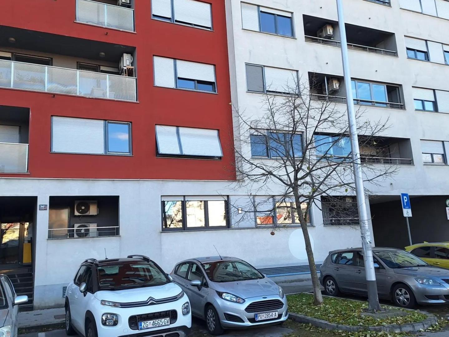 Apartman Lory, Zagreb, Downtown, With Own Parking In The Garage Eksteriør billede