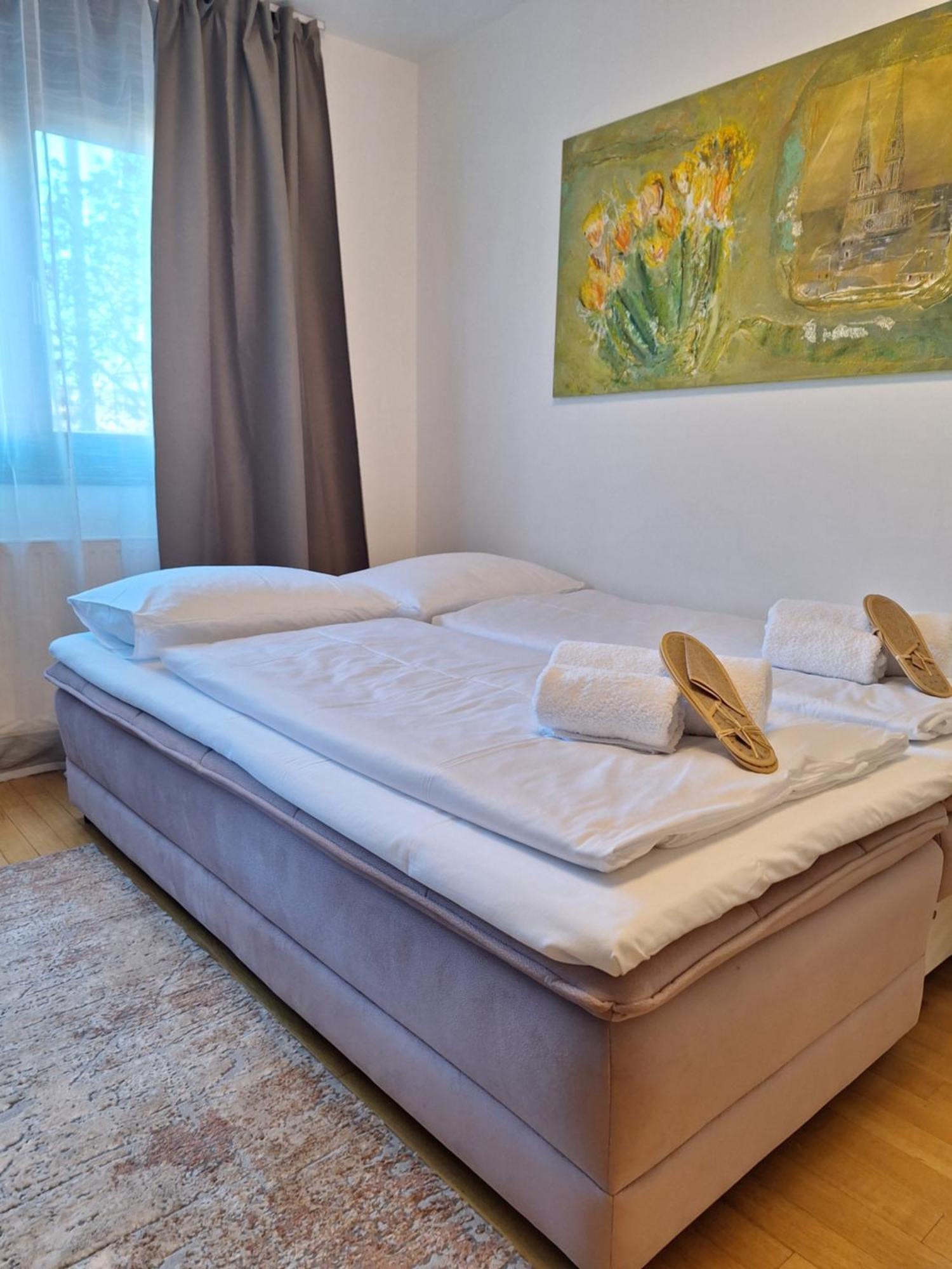 Apartman Lory, Zagreb, Downtown, With Own Parking In The Garage Eksteriør billede